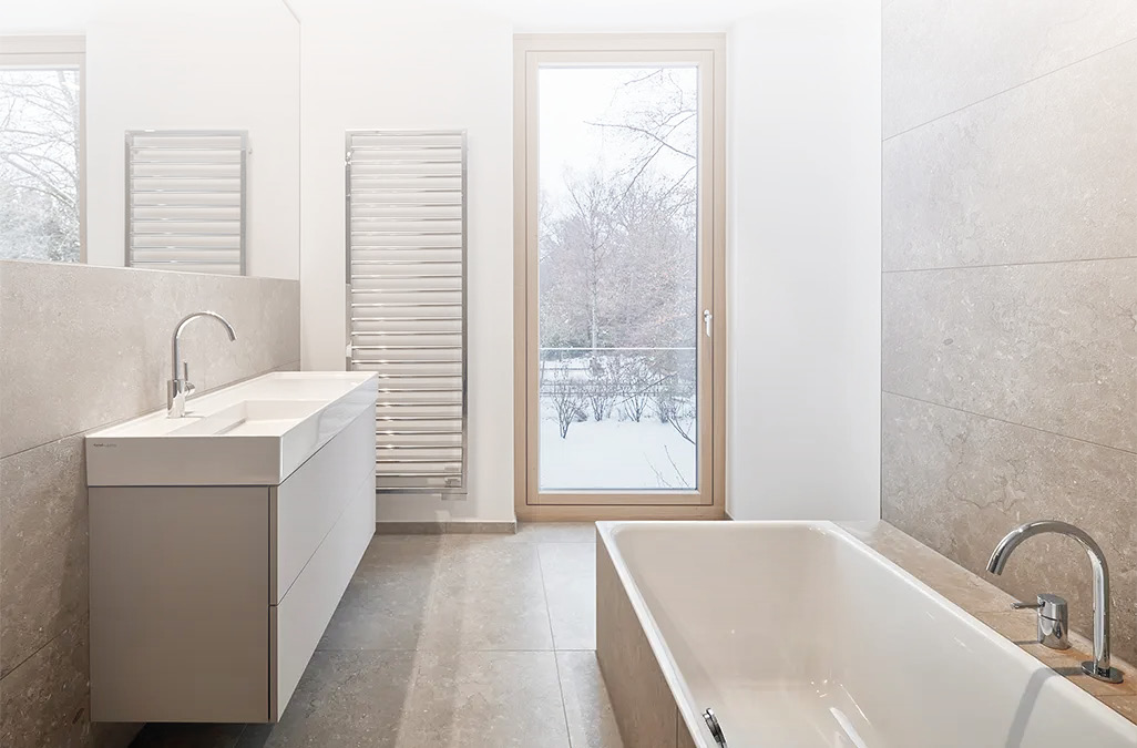 Modernes Badezimmer